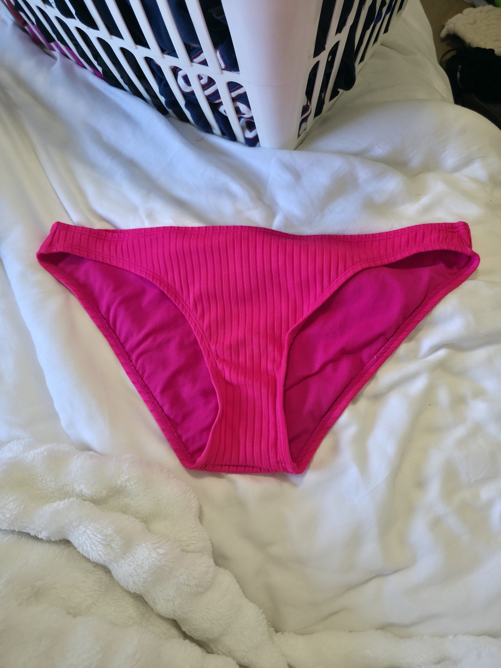 Hot Pink Ribbed Bikini Bottom - Picture 2 of 8